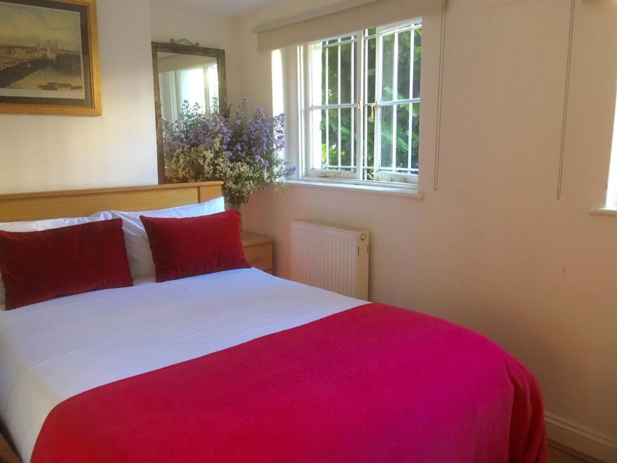 Griffin House Holiday Apartments Лондон Экстерьер фото