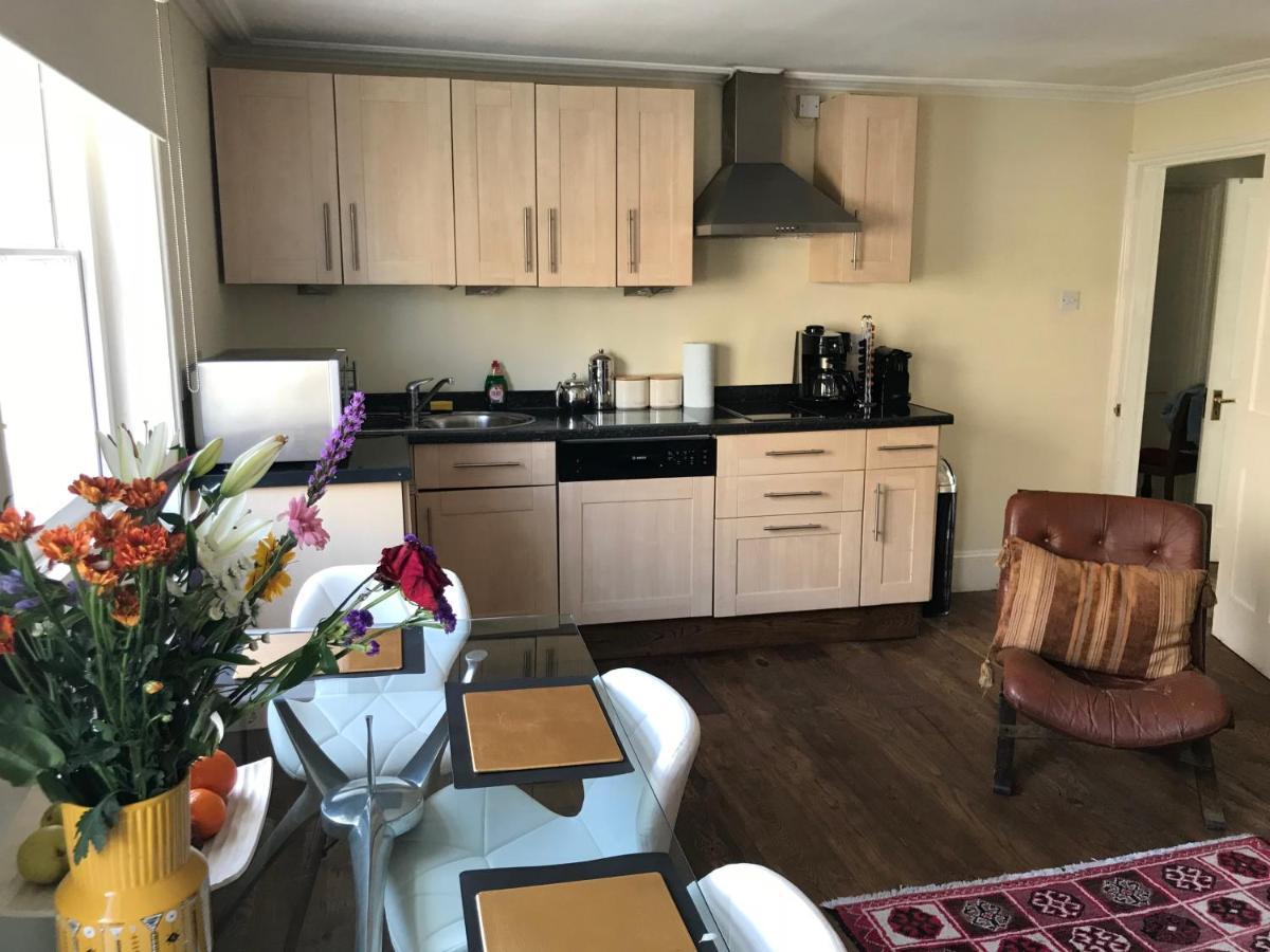 Griffin House Holiday Apartments Лондон Экстерьер фото